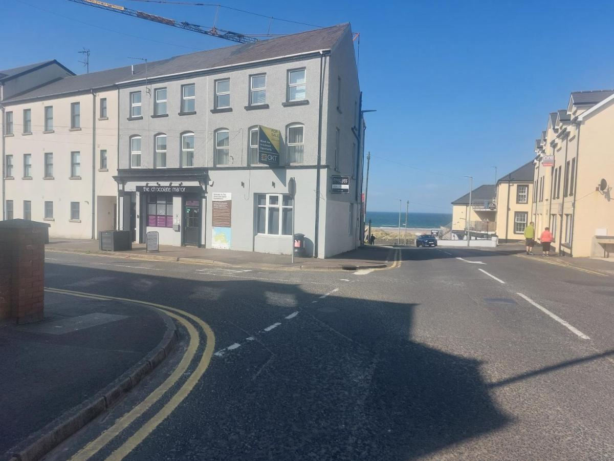 Marine Beach Escape Castlerock Beside Beach Golf Course And Pub Экстерьер фото